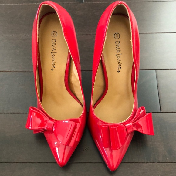 NEW Red Patent Leather Bow Pumps - Picture 1 of 8
